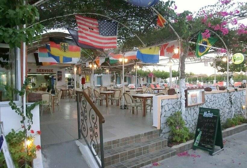 Santorini Camping & Hostel