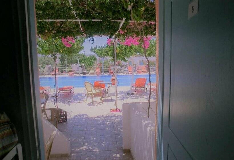 Santorini Camping & Hostel