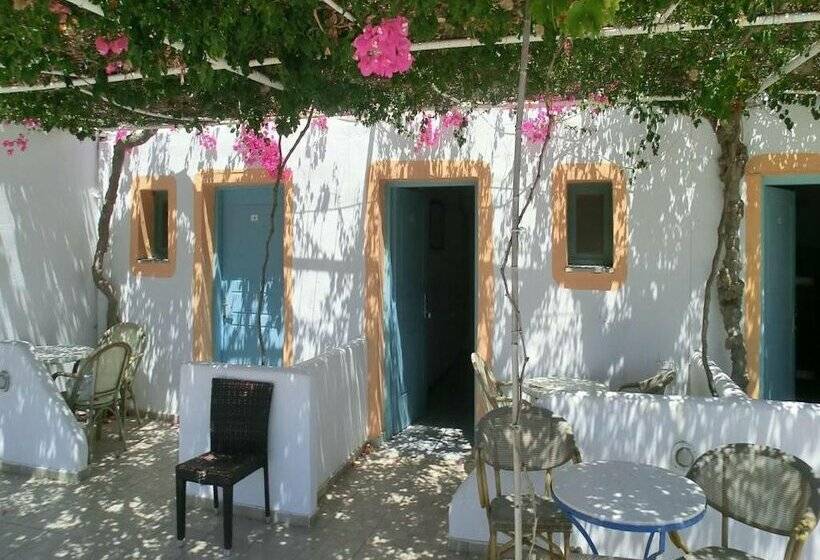Santorini Camping & Hostel