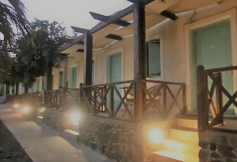 Santorini Camping & Hostel