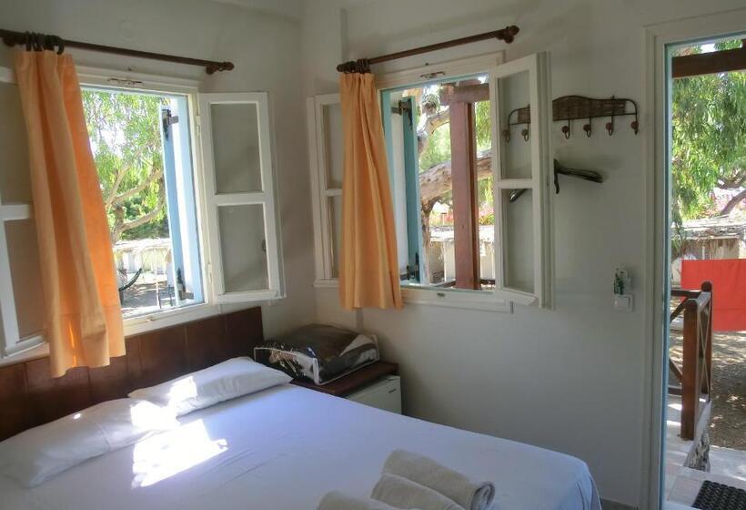 Santorini Camping & Hostel