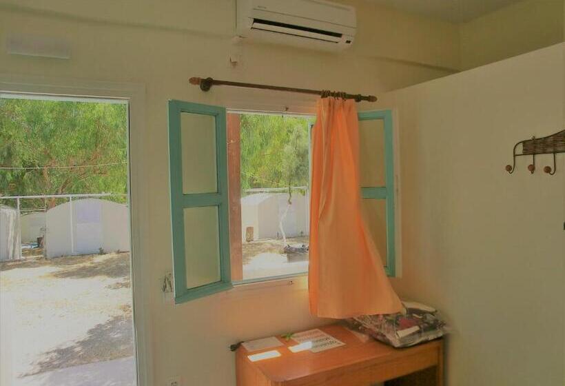 Santorini Camping & Hostel