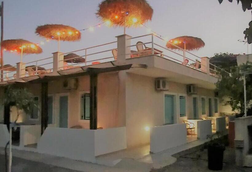 Santorini Camping & Hostel