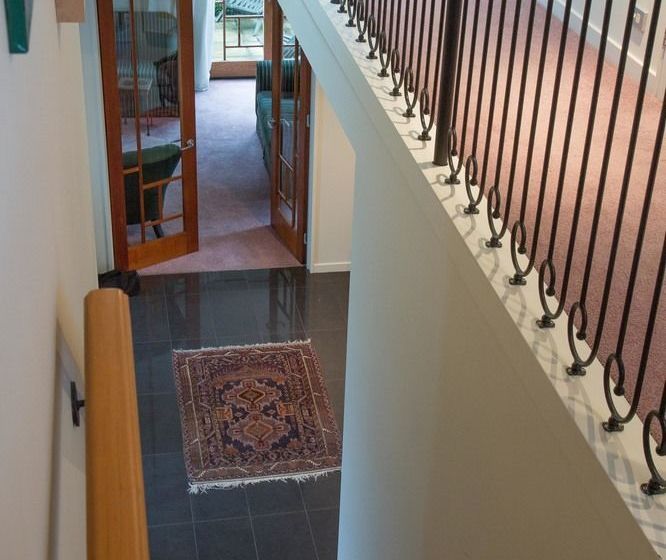 40 Thornycroft Street Bed And Breakfast