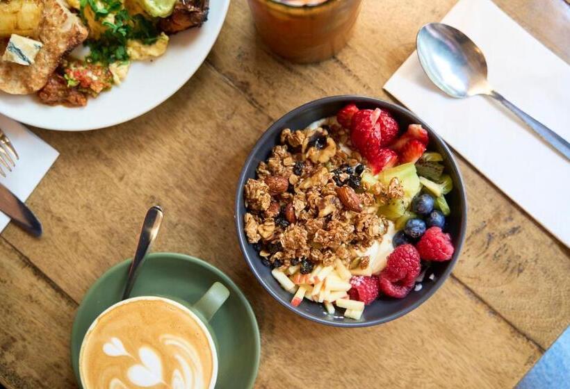 Общежитие Selina Central Melbourne