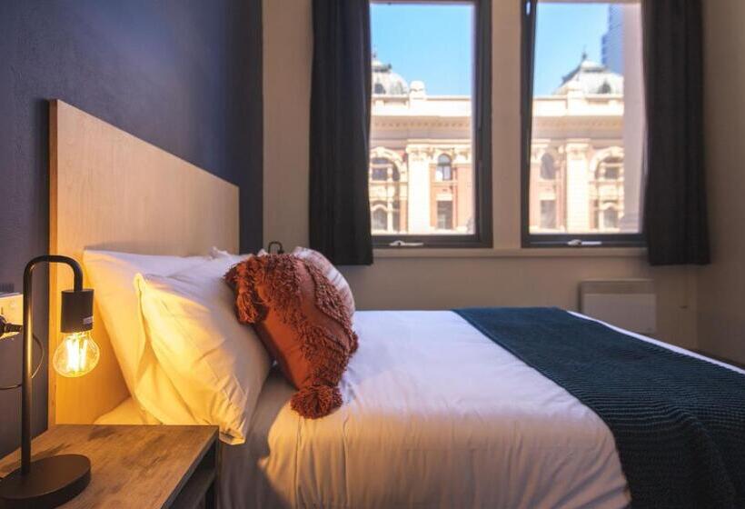 Общежитие Selina Central Melbourne