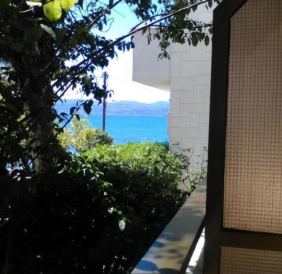 Aparthotel Iliahtides