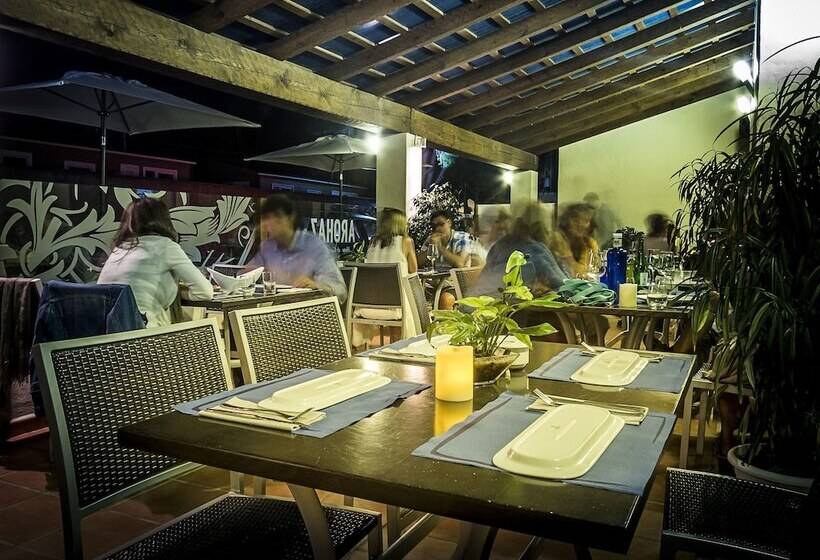 Arohaz Hotel & Restaurante