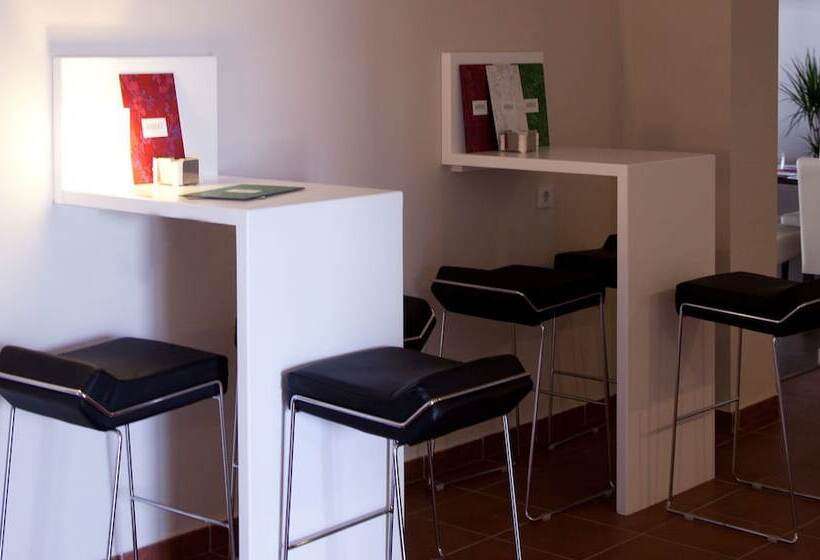 Arohaz Hotel & Restaurante