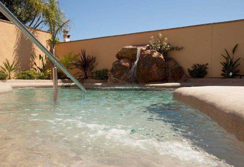 Arohaz Hotel & Restaurante