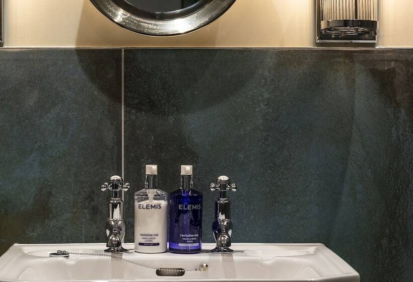 צימר Eagle Mill Luxury Rooms