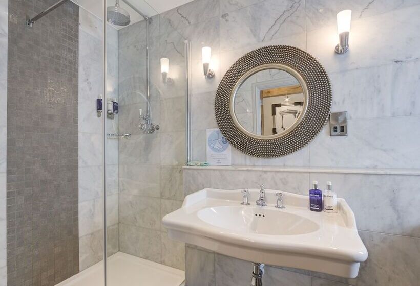 צימר Eagle Mill Luxury Rooms