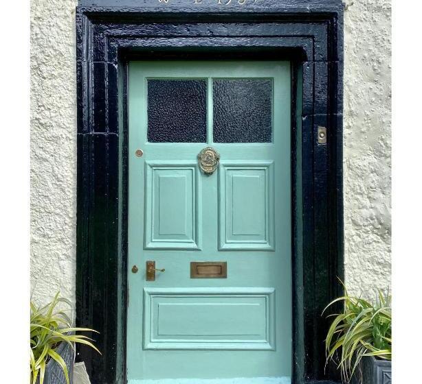 مبيت وإفطار Grove House