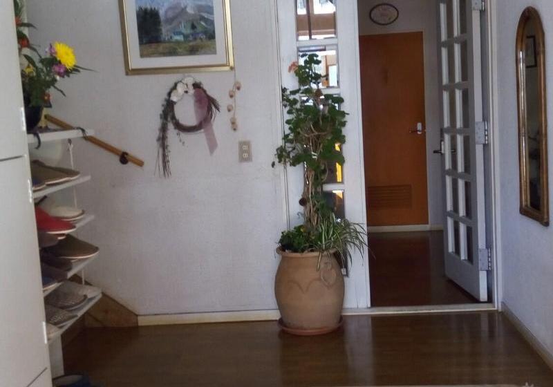 ベッドアンドブレックファースト Happy Talk