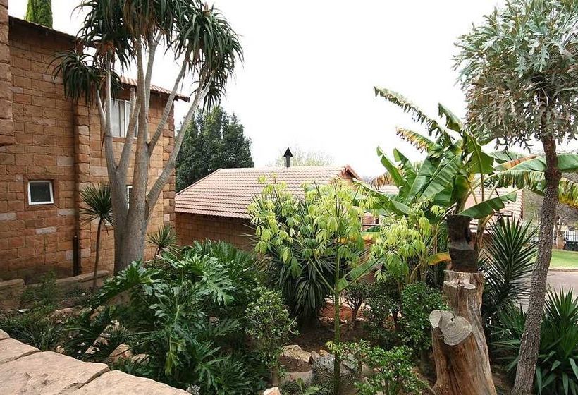 Bed and Breakfast Ikhaya Guest House
