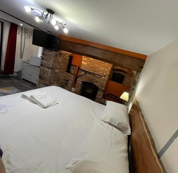 مبيت وإفطار Old Manor House
