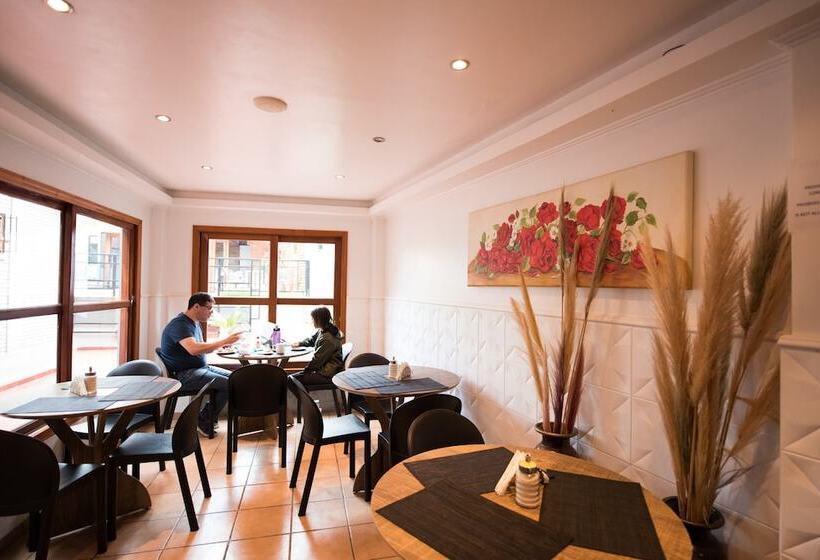 Bed and Breakfast Residencial Los Lapachos