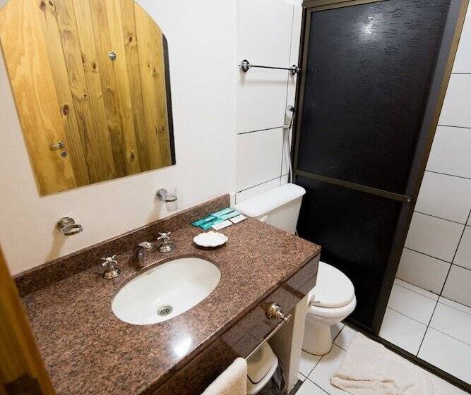 Bed and Breakfast Residencial Los Lapachos