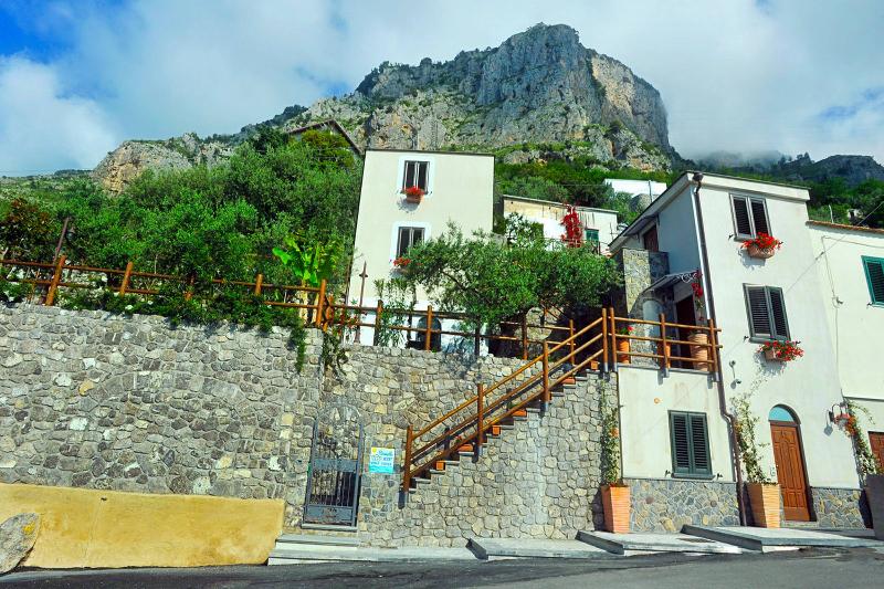 Bed and Breakfast World Center