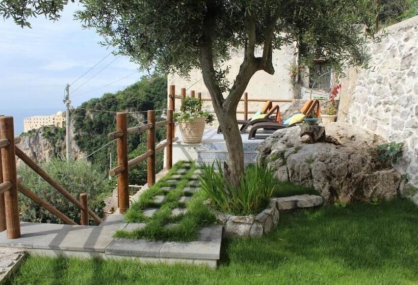 Bed and Breakfast World Center