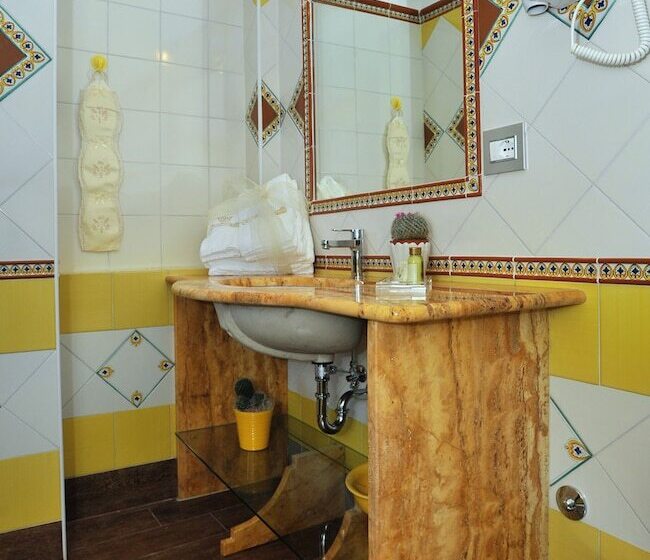 Bed and Breakfast World Center