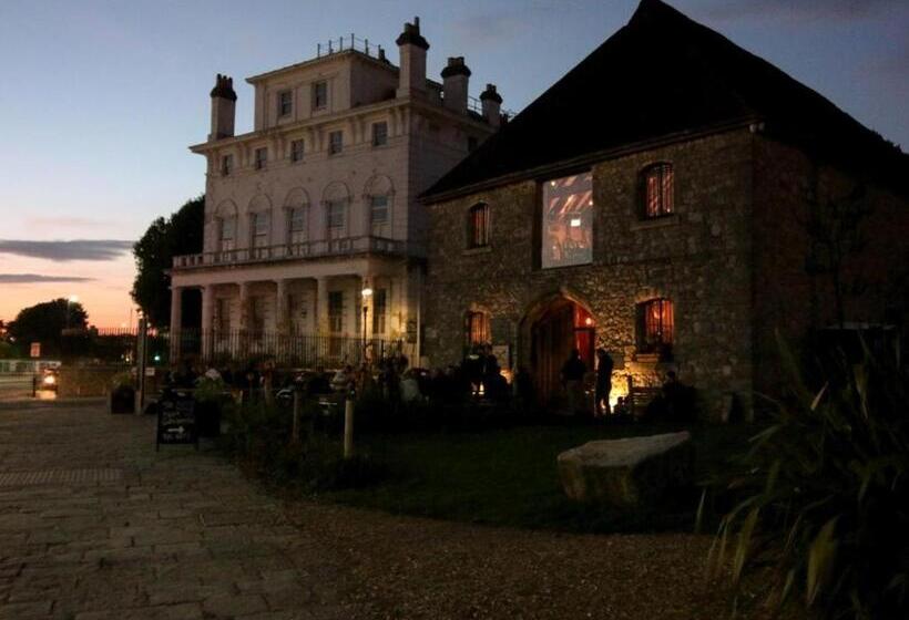 Beddoe Apartments Premier Lodge Eastleigh Near Winchester And Southampton