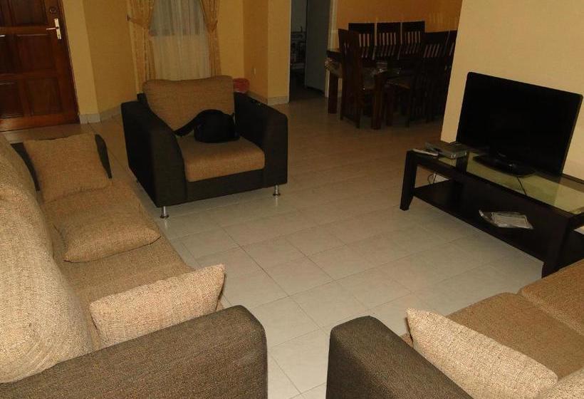 Brama Station Court {apartment}