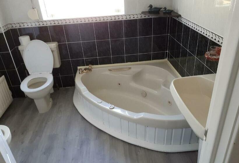 Elmbank Accommodation