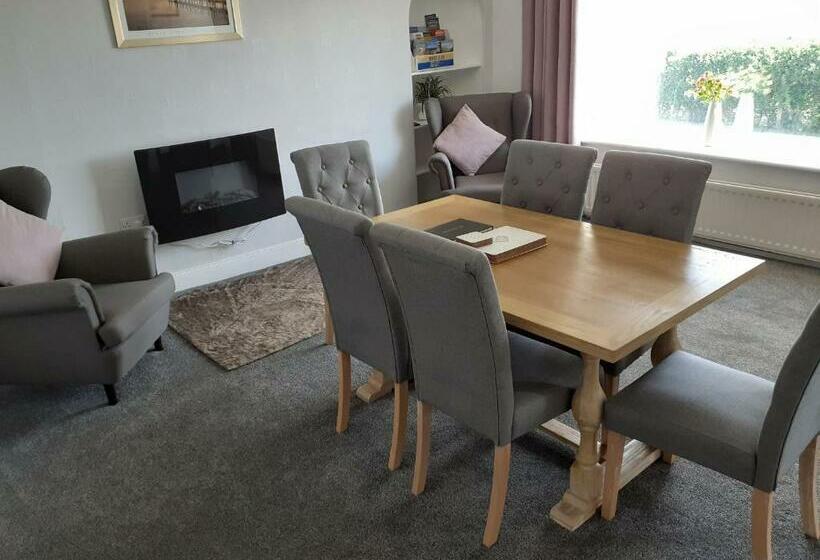 Elmbank Accommodation