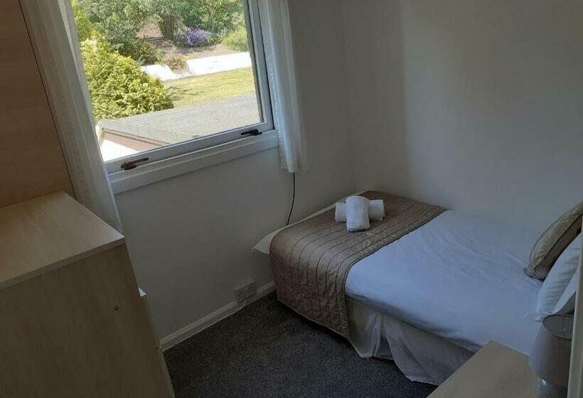 Elmbank Accommodation