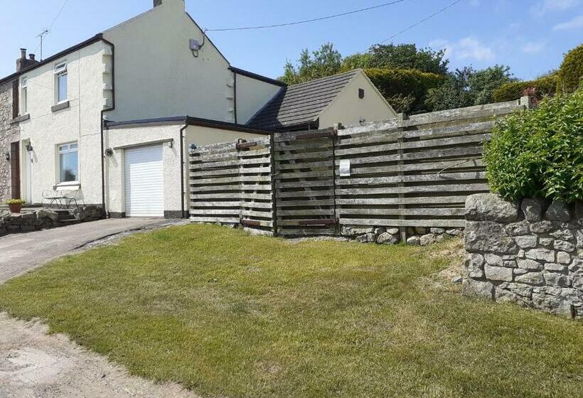 Elmbank Accommodation