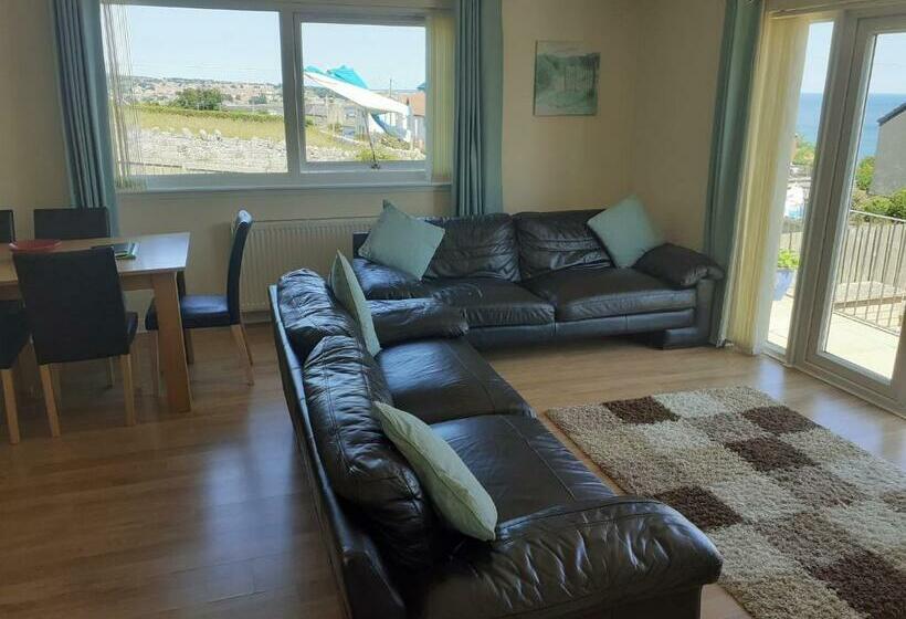 Elmbank Accommodation