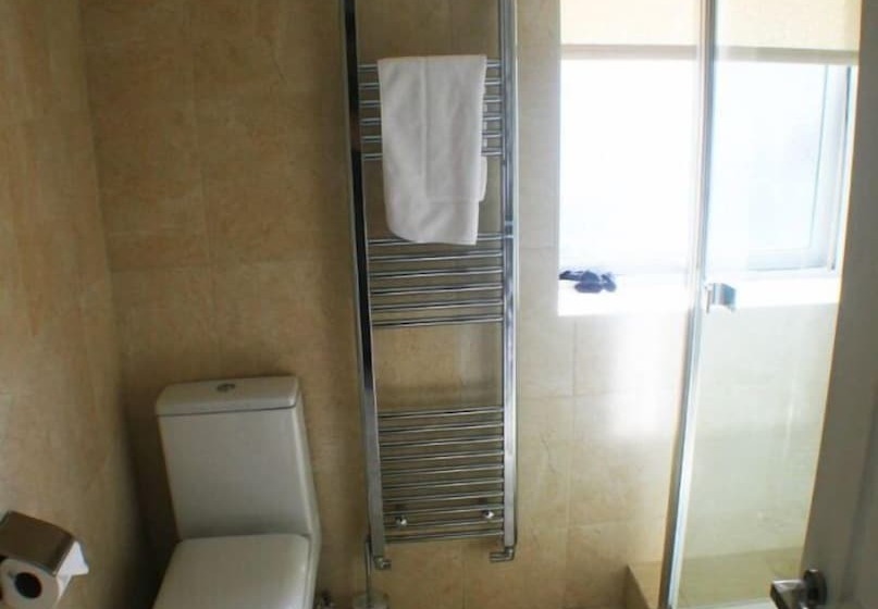 여관 Mccafferty S Guesthouse Ilford