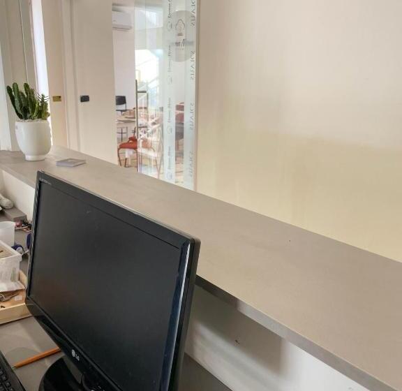 客栈  Solaris Paestum