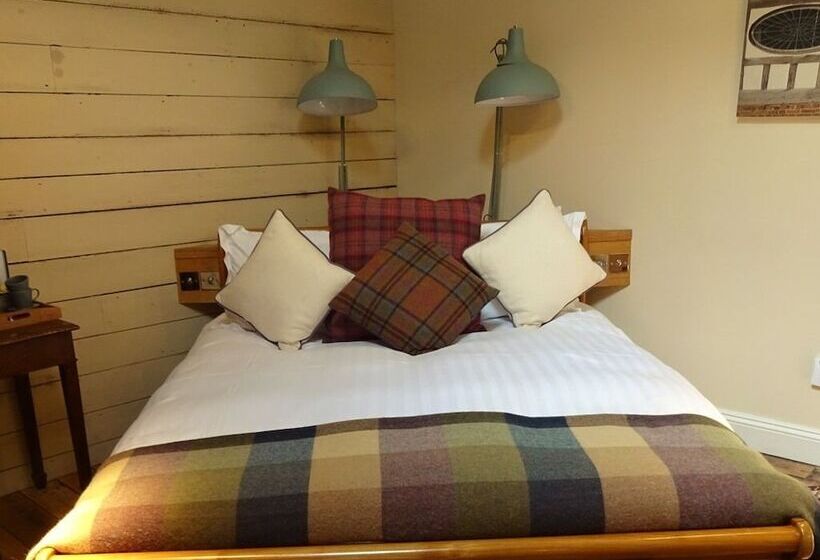 客栈  The Cross Keys