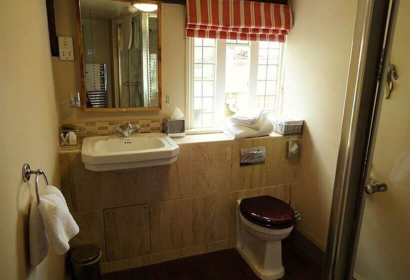 客栈  The Cross Keys