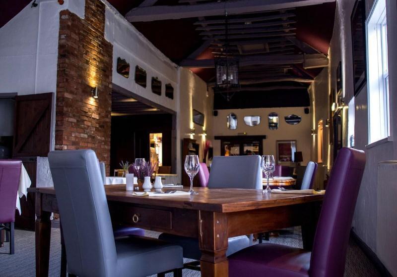 فندق فئة نجمة واحدة The Forest Lodge