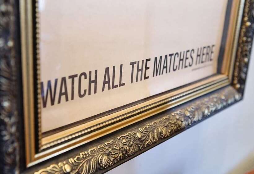 פונדק The Milford Arms