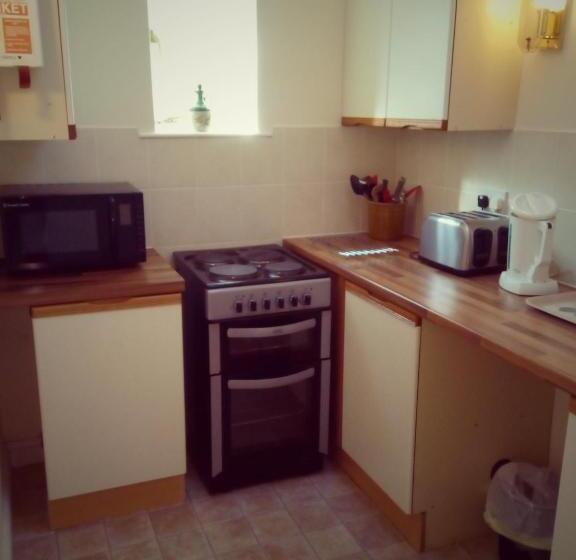 客栈  The Red Lion