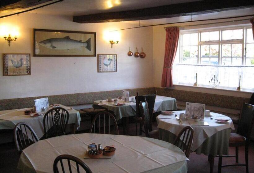 فندق فئة نجمة واحدة The Red Lion