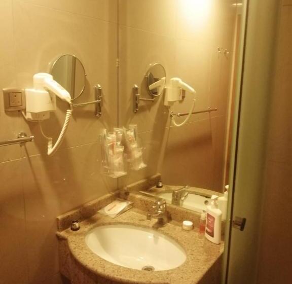 בית מלון כפרי Al Aseel Hawazen