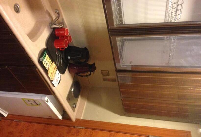 בית מלון כפרי Al Aseel Hawazen