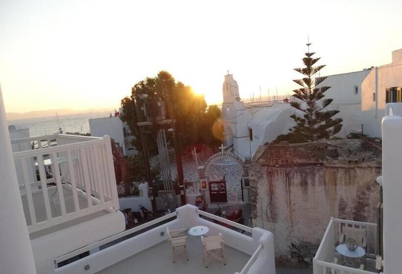 ホテル Naxos Anassa Suites