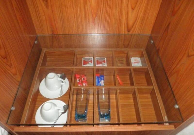 ホテル Aquarian Tide