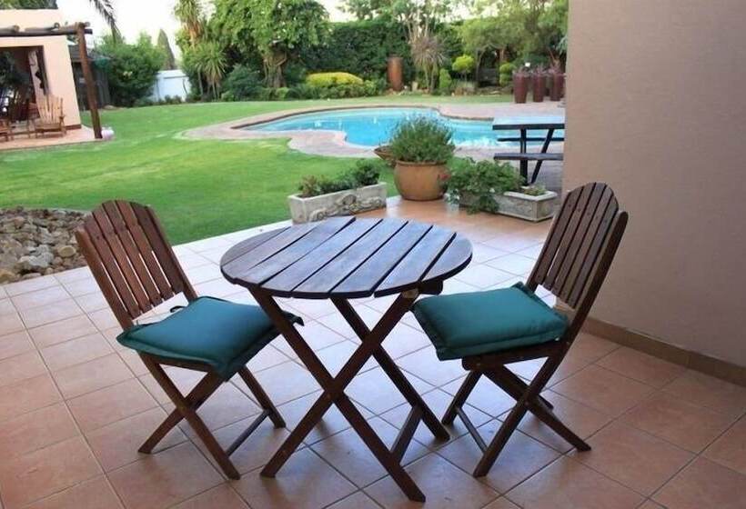 Отель Birdsong Guest House