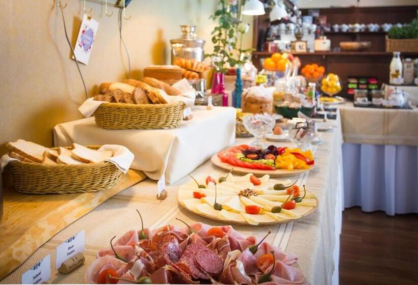 호텔 Bojnicky Vinny Dom