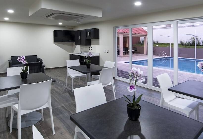 فندق Candlewood Suites   Queretaro Juriquilla, An Ihg