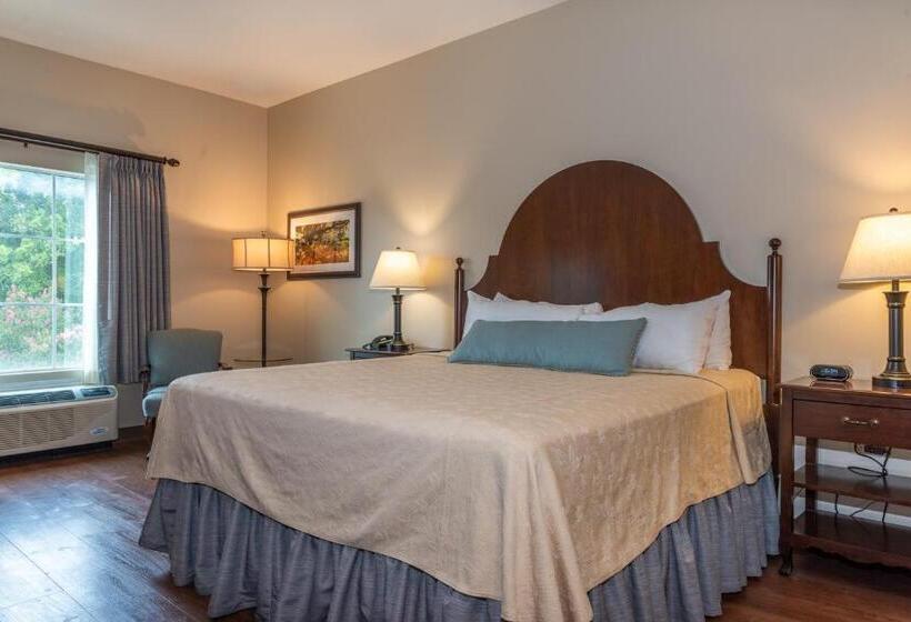 Chateau Saint Denis A Historic Hotel Downtown Natchitoches