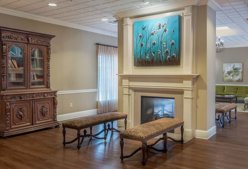 Chateau Saint Denis A Historic Hotel Downtown Natchitoches