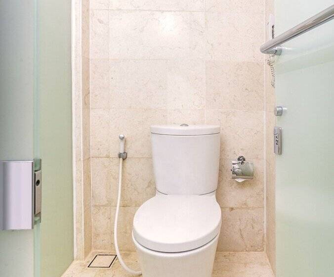 Отель Claro Kendari